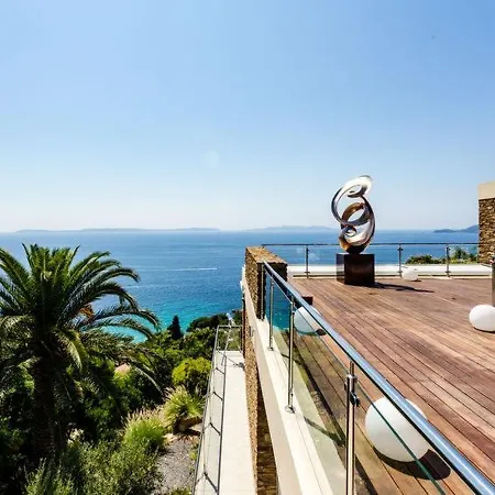 La Fossette Sleeps 12 Pool Air Con Wifi *