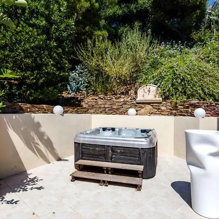 La Fossette Sleeps 12 Pool Air Con Wifi Le Lavandou
