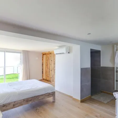 Holiday home La Fossette Sleeps 12 Pool Air Con Wifi *